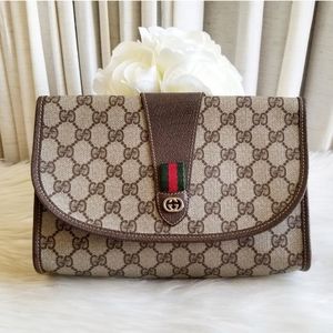 [Sold] Gucci Supreme Vintage Flap Clutch